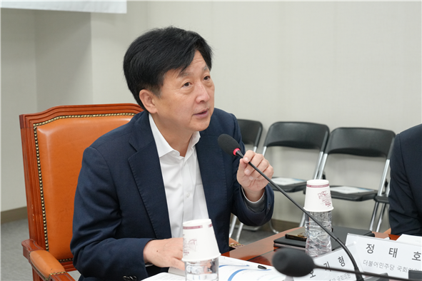 유산기부 활성화를 위한 한국의 ‘레거시 텐’ 제도 도입에 관한 정책 토론회를 개최하는 국회 재정경제기획위원회 간사 오기형 의원